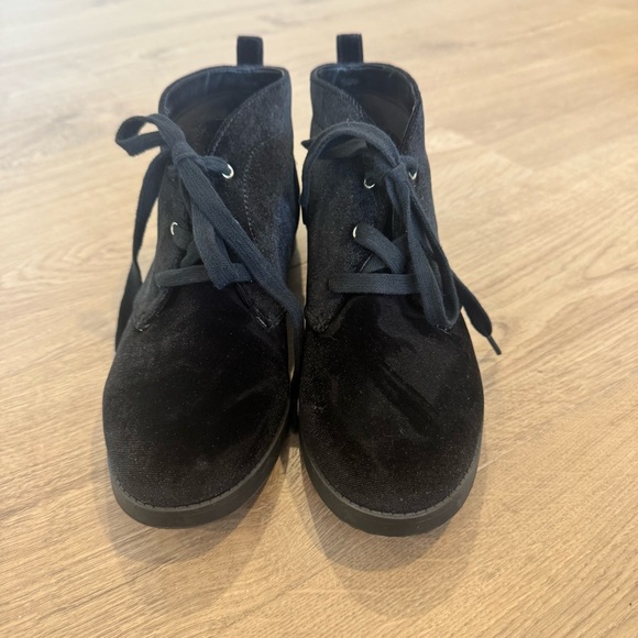 Indigo Rd. Booties - Picture 2 of 7